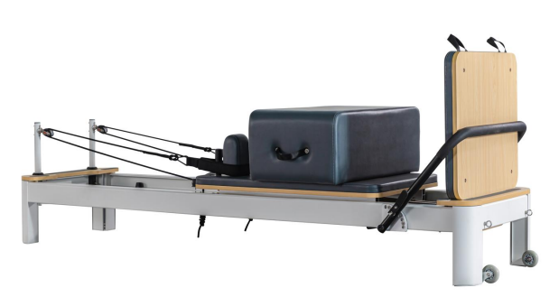 LANI White Angel Reformer mit One-Piece Footbar